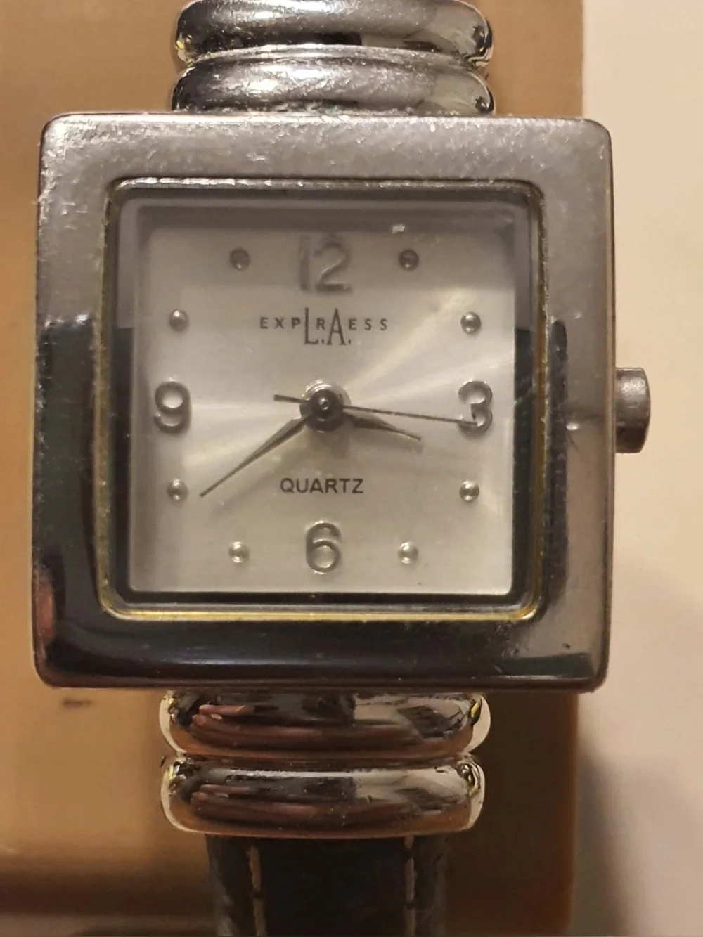 🦋10/$20🦋 LA Express Silver/Black Women's Cuff Watch